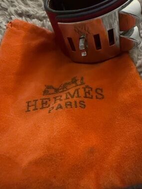 Hermès Collier de Chien (CDC) Leather Cuff Bracelet – Red/Silver